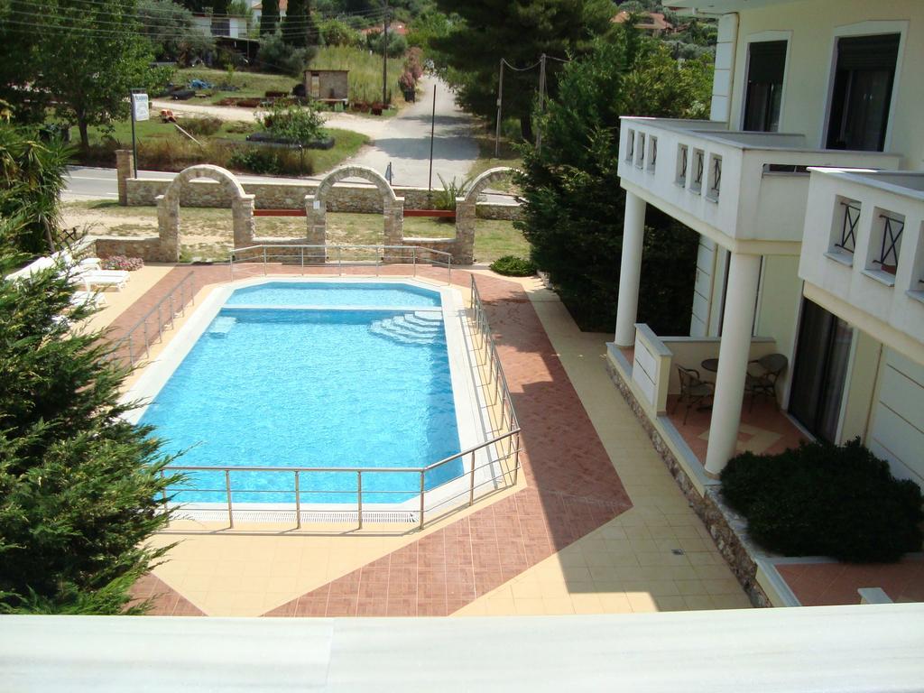 Kourtis Apartment Парамития Екстериор снимка