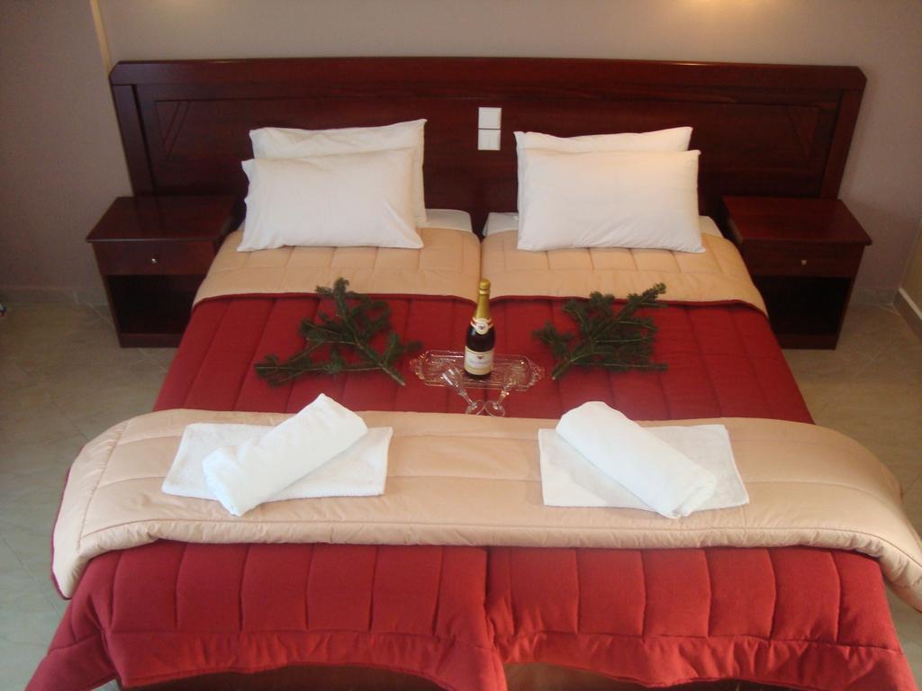 Kourtis Apartment Парамития Екстериор снимка